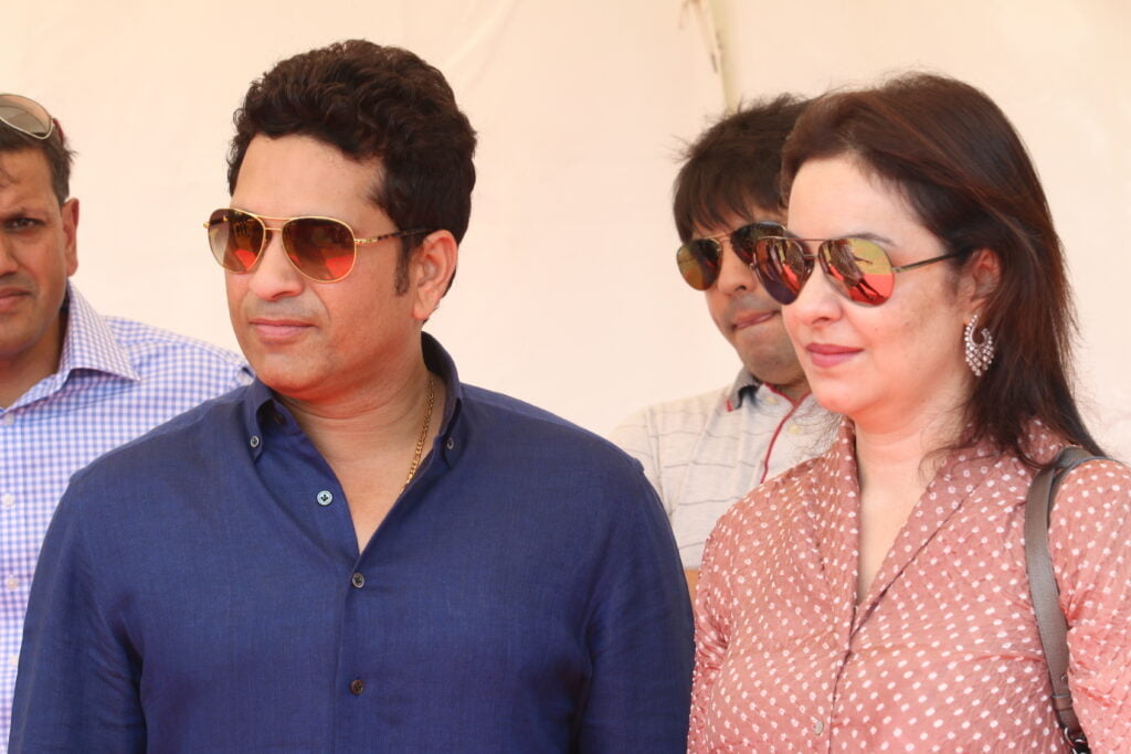 The cricket legend Sachin Tendulkar and his wife at the Oval Maidan in Mumbai During the Duke and Duchess of Cambridge Visit 26271016972